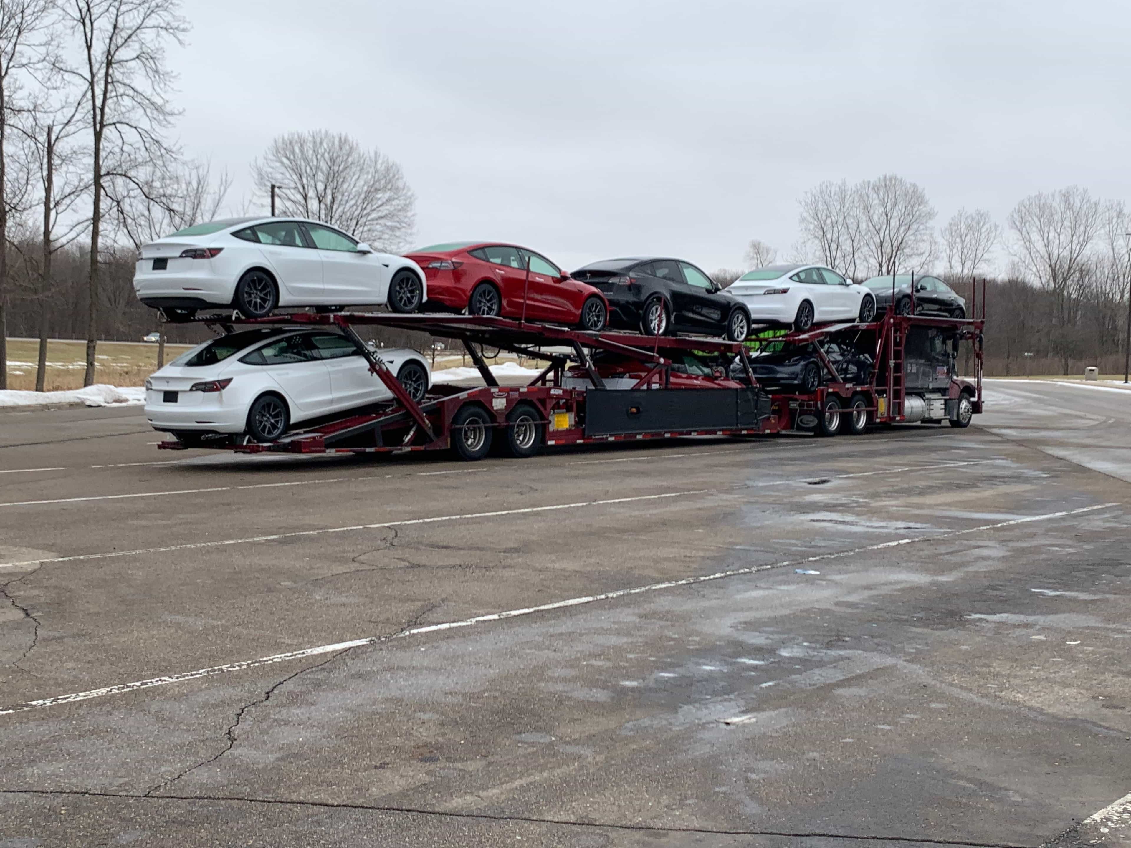 Transport Vehicle from Canada to US